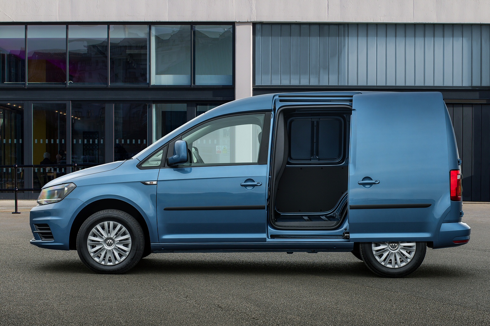 Volkswagen Caddy Van Review 2020