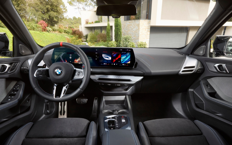 BMW 1 Series interior 24