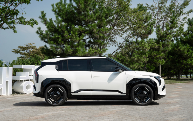 Discover Kia's Latest Compact SUV � The EV3 