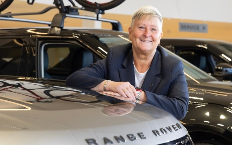 Leeds Service Manager Beats Hundreds To Pick Up Prestigious Motor Award