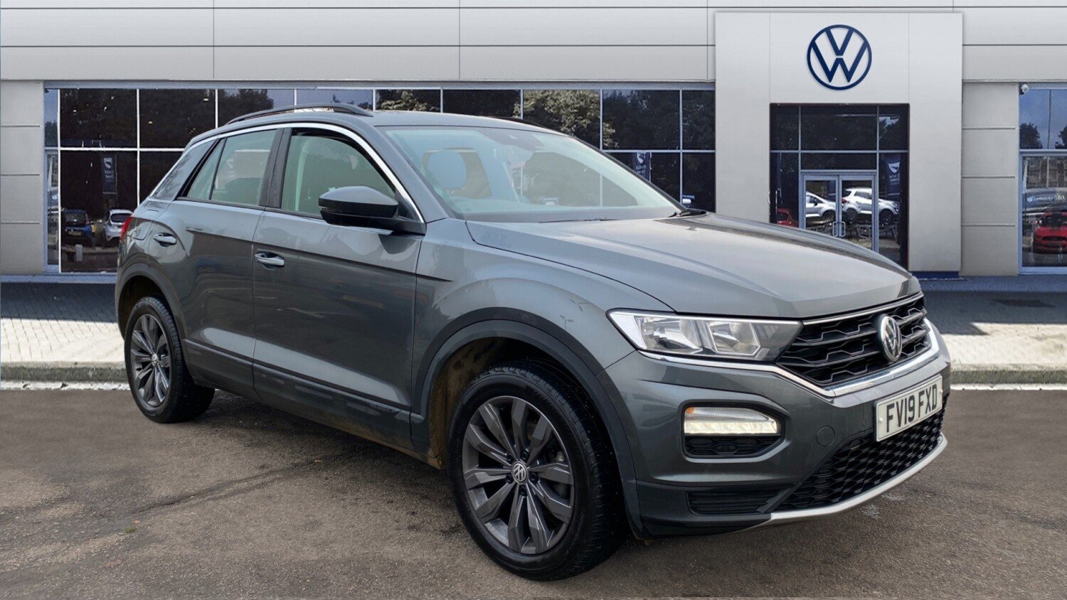 Used Volkswagen T-Roc 1.0 TSI SE 5dr Petrol Hatchback for Sale | Vertu ...