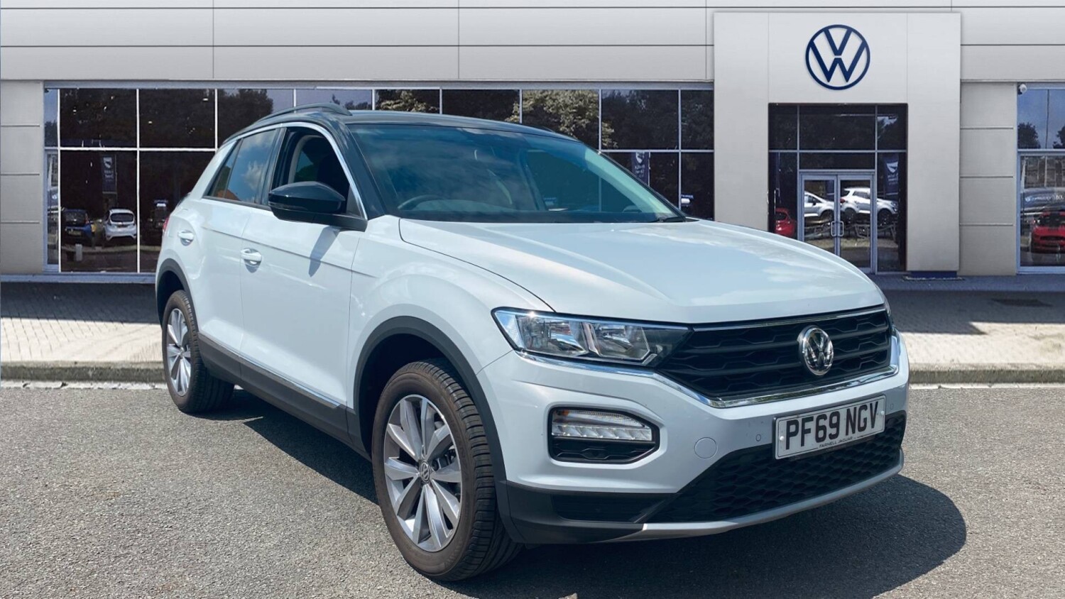 Used Volkswagen T-Roc 1.5 TSI EVO Design 5dr DSG Petrol Hatchback for ...