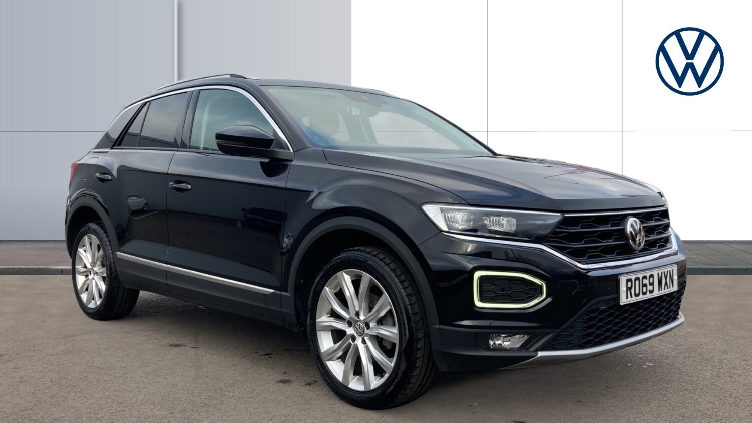 Used Volkswagen T-Roc 1.5 TSI EVO SEL 5dr Petrol Hatchback for Sale ...